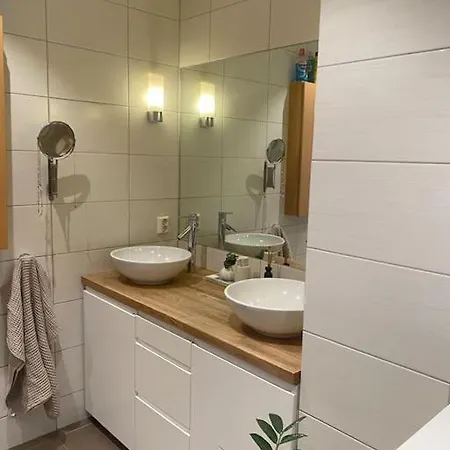 Lejlighed Sentrumsnaert, Flott Utsikt, Gratis Parkering